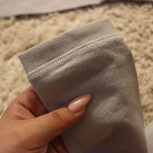 RARE Lululemon Soft Grey Yoga Leggings